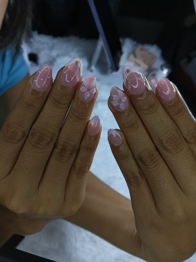 Trabajo de Franyelys Brito - Uñas