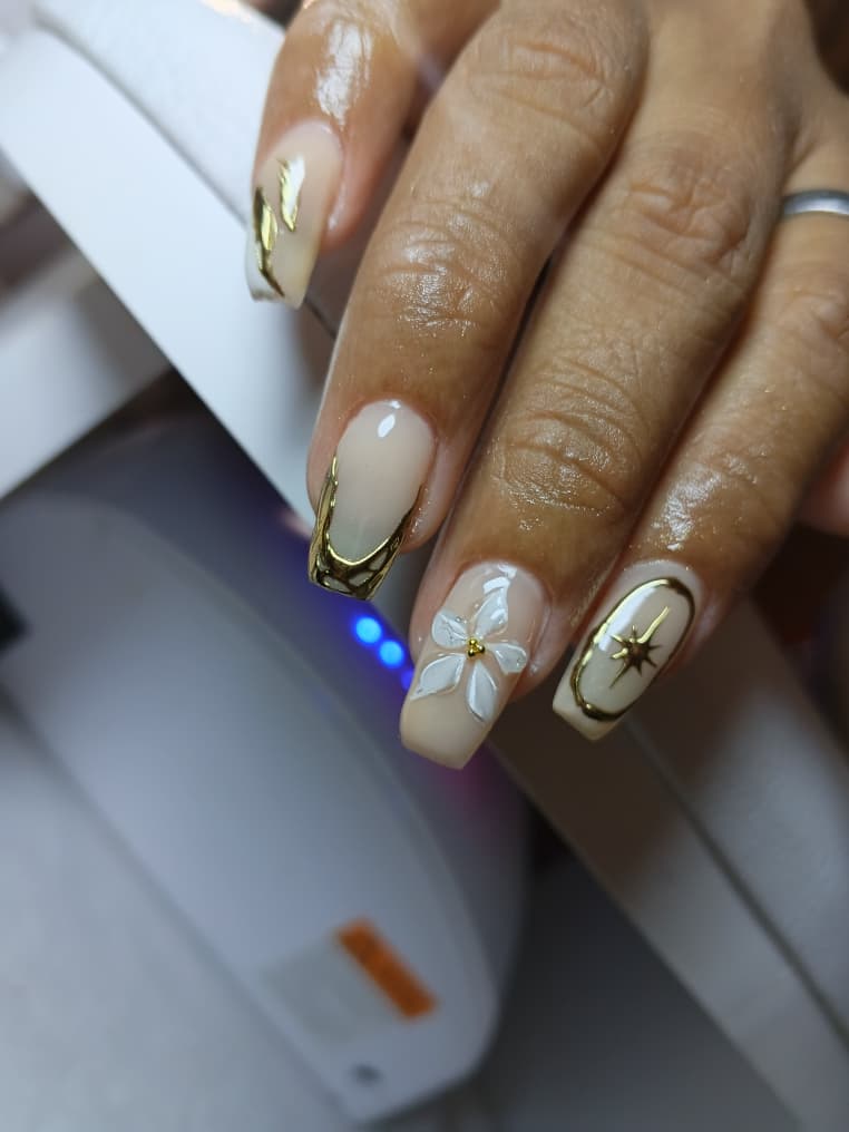 Trabajo de Franyelys Brito - Uñas