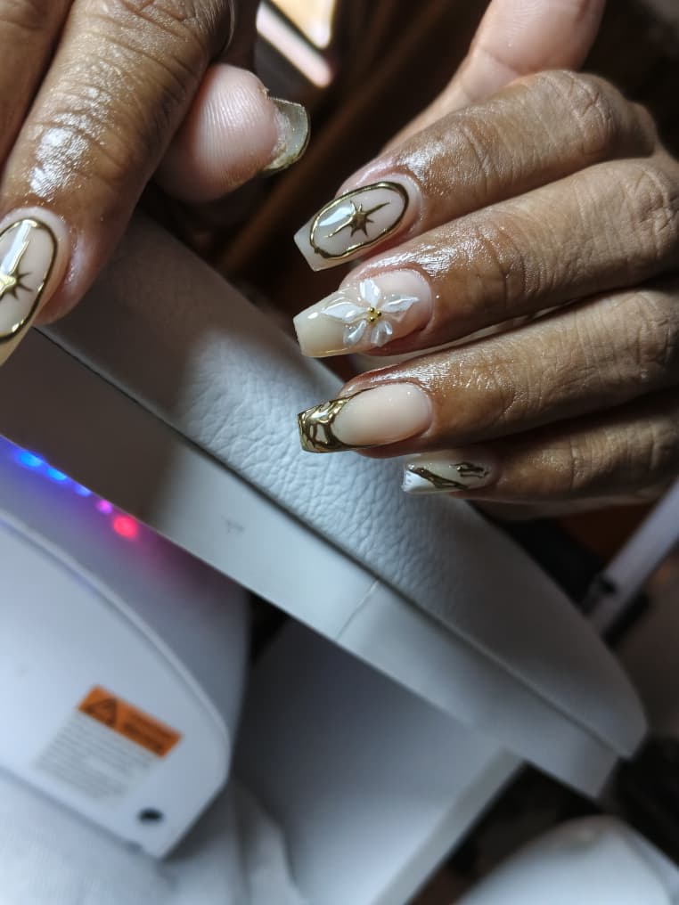 Trabajo de Franyelys Brito - Uñas